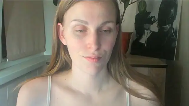 Snapshot of JuliaMuuun chatting on 05/06/26, 07:52 JuliaMuuun online show from 05/06/26, 07:52