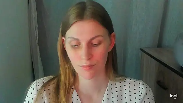 JuliaMuuun online show from 06/26/26, 09:30