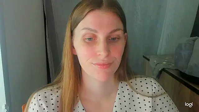JuliaMuuun online show from 06/28/26, 09:32