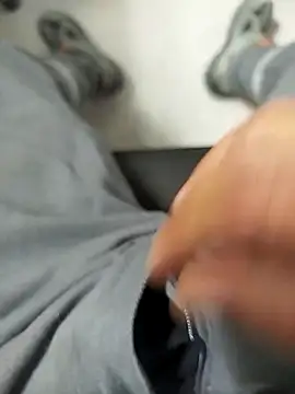 Snapshot of mkkdsbahadr chatting on 11/10/25, 01:43 mkkdsbahadr online show from 11/10/25, 01:43