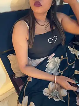 Snapshot of sexy-sukriti chatting on 01/18/26, 02:21 sexy-sukriti online show from 01/18/26, 02:21