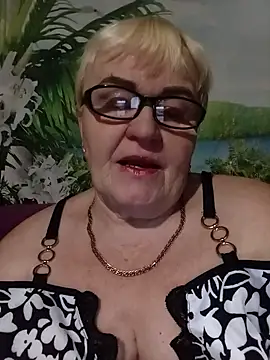 VioletSweet5566 online show from 11/29/25, 08:45