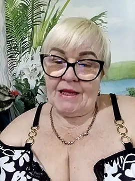 VioletSweet5566 online show from 02/28/26, 08:59