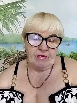 VioletSweet5566 online show from 05/03/26, 05:57