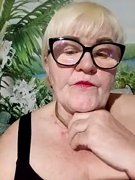 Snapshot of VioletSweet5566 chatting on 05/12/26, 07:22 VioletSweet5566 online show from 05/12/26, 07:22