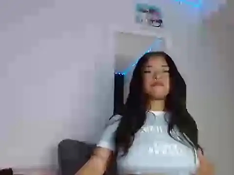 Snapshot of reina_reina chatting on 09/15/25, 11:16 reina reina online show from 09/15/25, 11:16