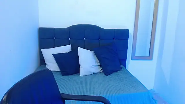 Snapshot of SamantaSweett_ chatting on 02/13/26, 08:05 SamantaSweett online show from 02/13/26, 08:05