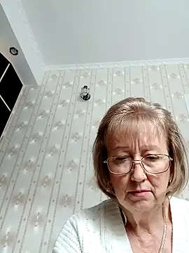 AlikaSwan5821 online show from 10/24/25, 12:23