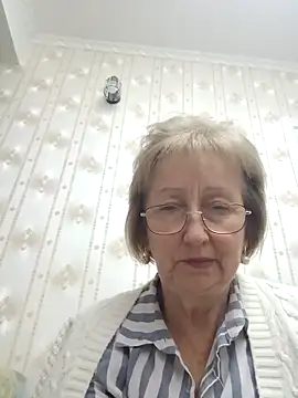 AlikaSwan5821 online show from 11/14/25, 09:02