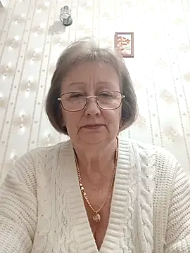 AlikaSwan5821 online show from 02/05/26, 08:57