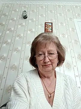 AlikaSwan5821 online show from 03/19/26, 12:31