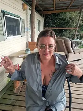 Snapshot of Misspapillon1840 chatting on 09/16/25, 06:47 Misspapillon1840 online show from 09/16/25, 06:47