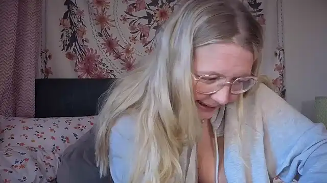 Snapshot of Daisyxoxo_ chatting on 11/30/25, 09:46 Daisyxoxo online show from 11/30/25, 09:46