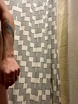 Snapshot of mitch_kamm chatting on 10/01/25, 05:13 mitch kamm online show from 10/01/25, 05:13