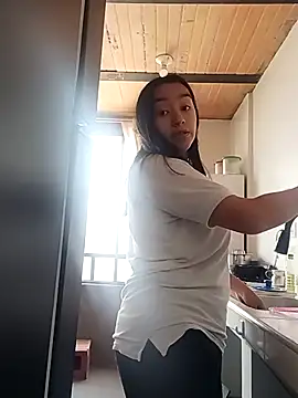 Snapshot of Williams_Hera chatting on 10/16/25, 05:58 Williams Hera online show from 10/16/25, 05:58