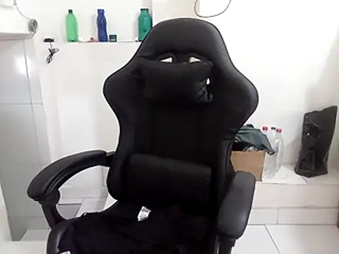 moreno25centimetro online show from 11/11/25, 12:38