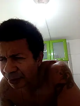 Snapshot of moreno25centimetro chatting on 12/01/25, 02:22 moreno25centimetro online show from 12/01/25, 02:22