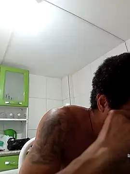 Snapshot of moreno25centimetro chatting on 12/02/25, 01:17 moreno25centimetro online show from 12/02/25, 01:17