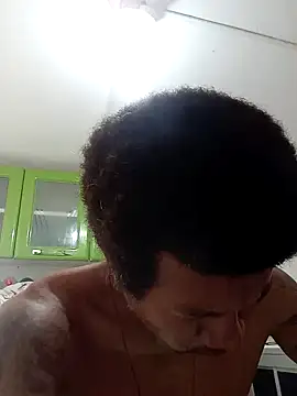 Snapshot of moreno25centimetro chatting on 12/05/25, 02:36 moreno25centimetro online show from 12/05/25, 02:36