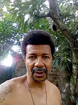 Snapshot of moreno25centimetro chatting on 02/04/26, 02:01 moreno25centimetro online show from 02/04/26, 02:01