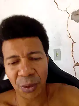 Snapshot of moreno25centimetro chatting on 02/07/26, 01:48 moreno25centimetro online show from 02/07/26, 01:48