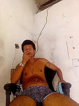 Snapshot of moreno25centimetro chatting on 02/27/26, 01:33 moreno25centimetro online show from 02/27/26, 01:33