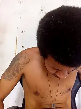 Snapshot of moreno25centimetro chatting on 03/02/26, 12:23 moreno25centimetro online show from 03/02/26, 12:23