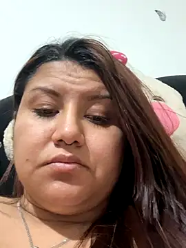 Snapshot of naomy26 chatting on 10/16/25, 06:03 naomy26 online show from 10/16/25, 06:03