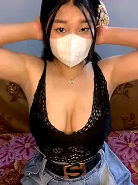 Snapshot of Samcutes chatting on 10/01/25, 05:13 Samcutes online show from 10/01/25, 05:13