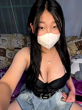 Snapshot of Samcutes chatting on 12/15/25, 02:21 Samcutes online show from 12/15/25, 02:21