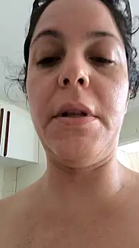 Snapshot of bibi_perigoBr chatting on 10/08/25, 04:37 bibi perigoBr online show from 10/08/25, 04:37