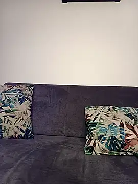 Enzo-wolf33 online show from 10/11/25, 11:47