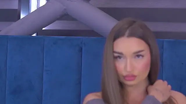 MillaSerene online show from 09/26/25, 06:50