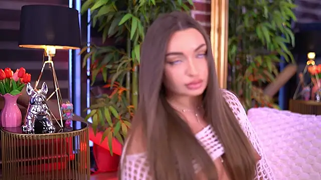 MillaSerene online show from 02/16/26, 06:20