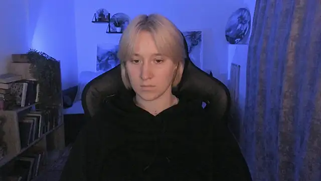 Snapshot of CinBellamy chatting on 12/01/25, 05:56 CinBellamy online show from 12/01/25, 05:56