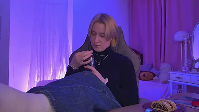 Snapshot of CinBellamy chatting on 02/03/26, 06:11 CinBellamy online show from 02/03/26, 06:11