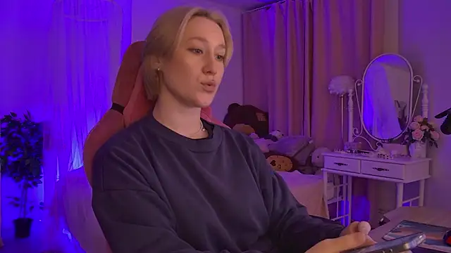 Snapshot of CinBellamy chatting on 02/12/26, 06:08 CinBellamy online show from 02/12/26, 06:08