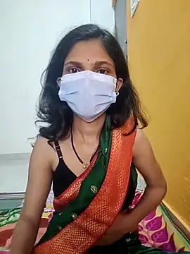 Shivani2002 online show from 11/21/25, 05:33