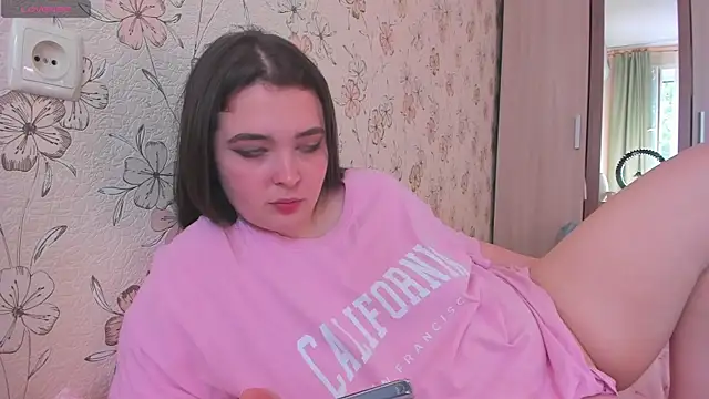Alice next door online show from 06/05/26, 11:49