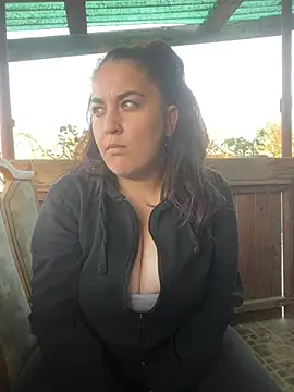 Snapshot of AmaliaAma chatting on 03/15/26, 03:29 AmaliaAma online show from 03/15/26, 03:29