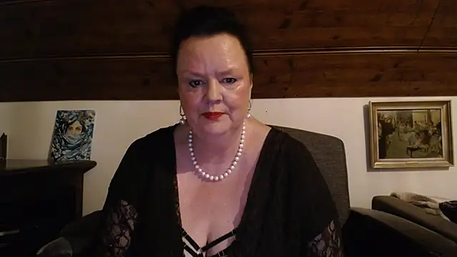 TiffanyMature online show from 04/26/26, 08:17