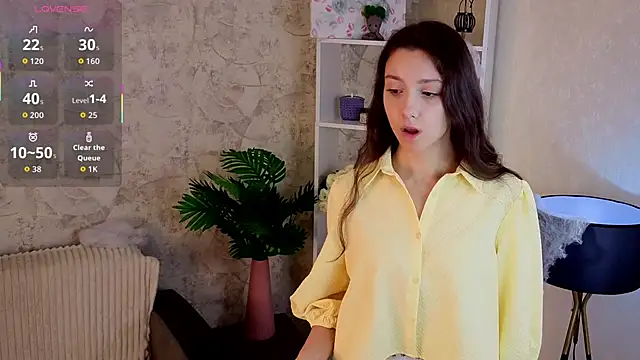 Snapshot of GiseleLamos chatting on 11/02/25, 03:20 GiseleLamos online show from 11/02/25, 03:20