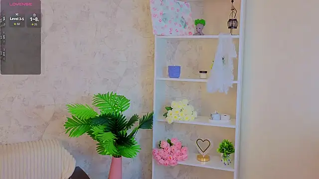 Snapshot of GiseleLamos chatting on 11/16/25, 03:34 GiseleLamos online show from 11/16/25, 03:34