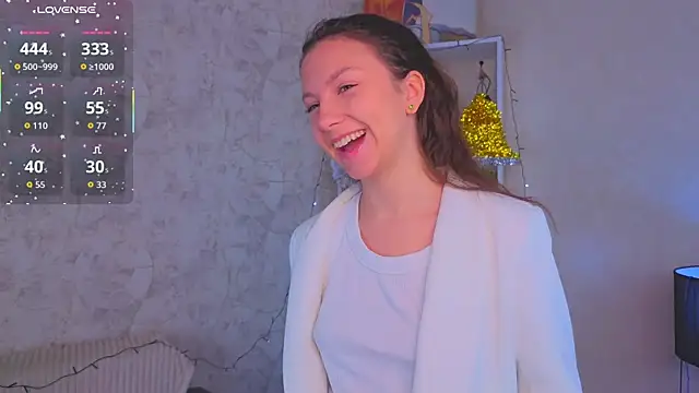 Snapshot of GiseleLamos chatting on 12/17/25, 03:34 GiseleLamos online show from 12/17/25, 03:34