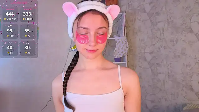 Snapshot of GiseleLamos chatting on 01/06/26, 03:32 GiseleLamos online show from 01/06/26, 03:32