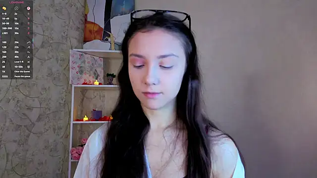 Snapshot of GiseleLamos chatting on 02/15/26, 03:25 GiseleLamos online show from 02/15/26, 03:25