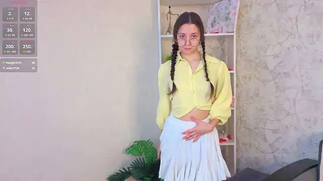 Snapshot of GiseleLamos chatting on 03/01/26, 03:30 GiseleLamos online show from 03/01/26, 03:30