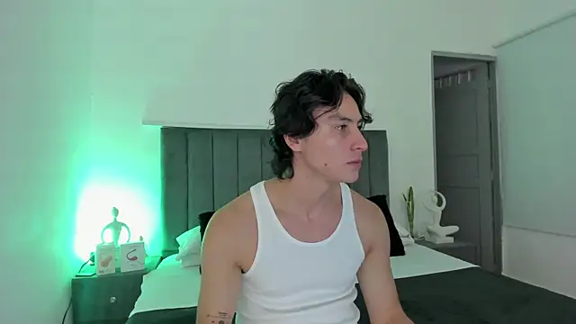 AlexanderHall online show from 09/08/25, 05:56