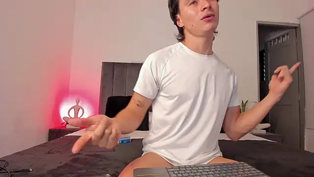 AlexanderHall online show from 09/26/25, 09:52