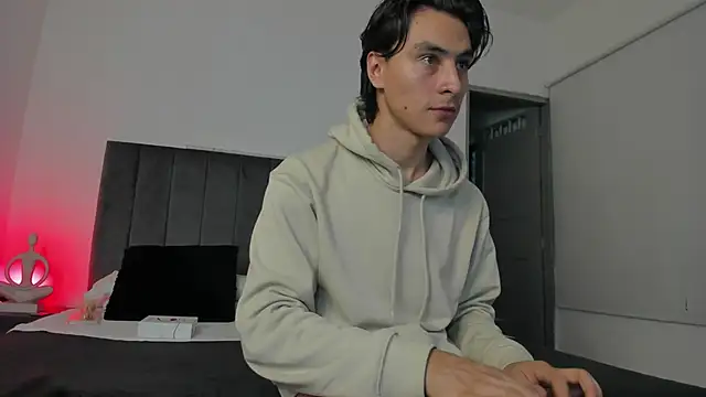 AlexanderHall online show from 09/27/25, 08:58